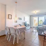 公寓 27-cozy Apartment, Spacious Terrace In *