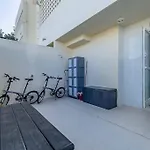 27-cozy Apartment, Spacious Terrace In 公寓