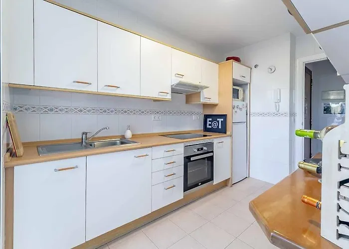 27-cozy Apartment, Spacious Terrace In *