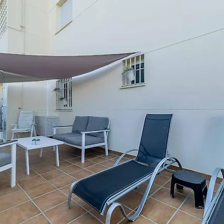 27-cozy Apartment, Spacious Terrace In Lägenhet *