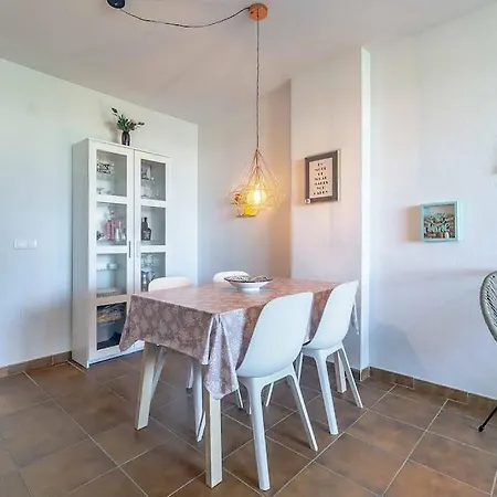 27-cozy Apartment, Spacious Terrace In Lägenhet Fuengirola